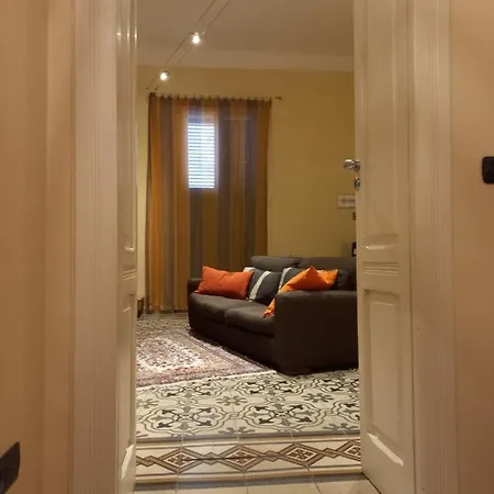 Interno10 * バーリ