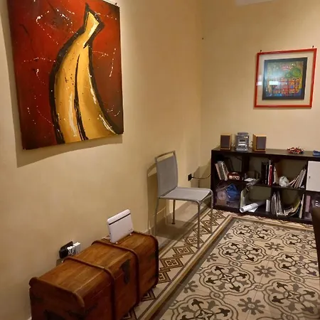 Interno10 בארי